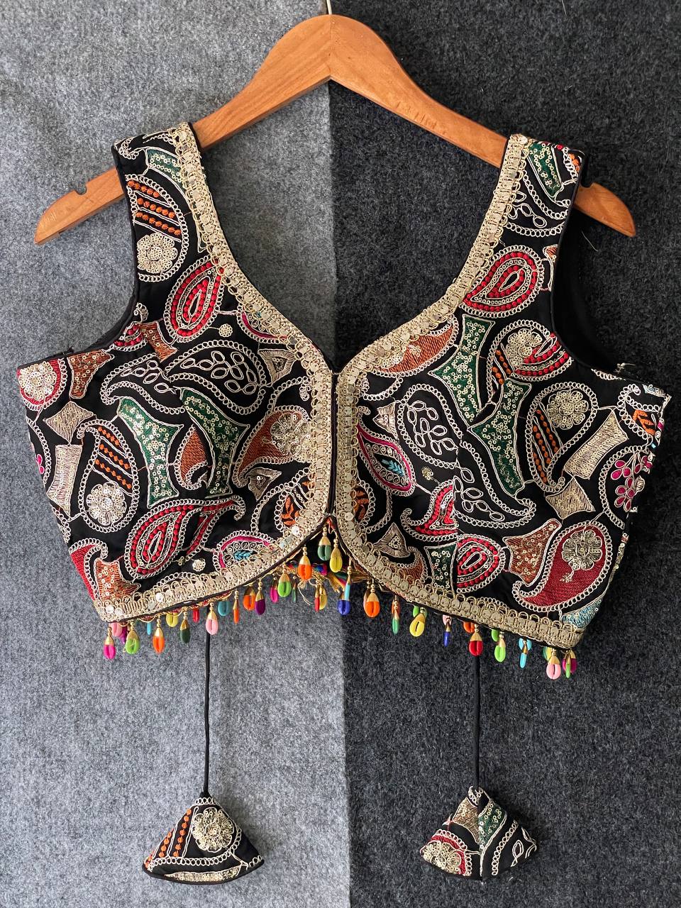 Navratri Special Partywear Kodi Lace Thread Work Blouse