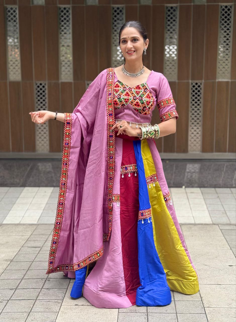 Silk Cotton Multicolor Navratri Ghamthi Lace Chaniya Choli